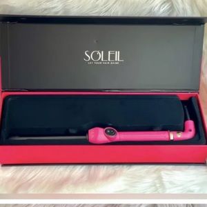 NEW‼️LAST 3‼️ Soleil Curling Iron- 19mm curling wand Pink Barbie
